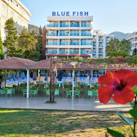 Üdülőközpont Blue Fish 4*