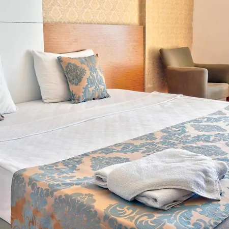 Üdülőközpont Blue Fish 4*
